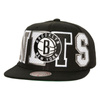 Czapka z daszkiem Mitchell & Ness Varsity Bust Snapback Brooklyn Nets HHSS6461-BNEYYPPPBLCK